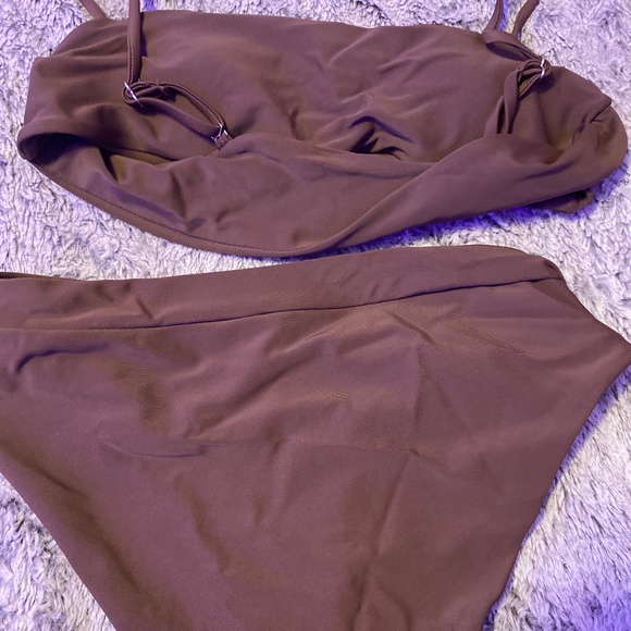 SHEIN SOLID HIGH WAISTED BIKINI SWIMSUIT SET RED AND BROWN - Picture 5 of 6